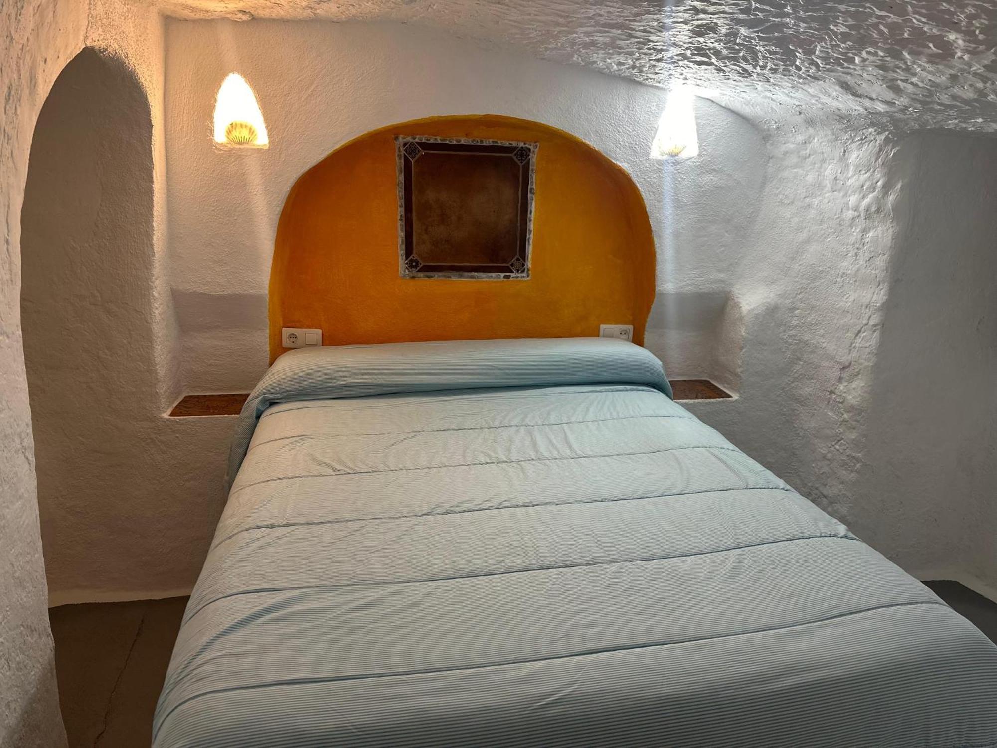 Alojamientos CUEVAS TIANA El Aljibete Exterior foto